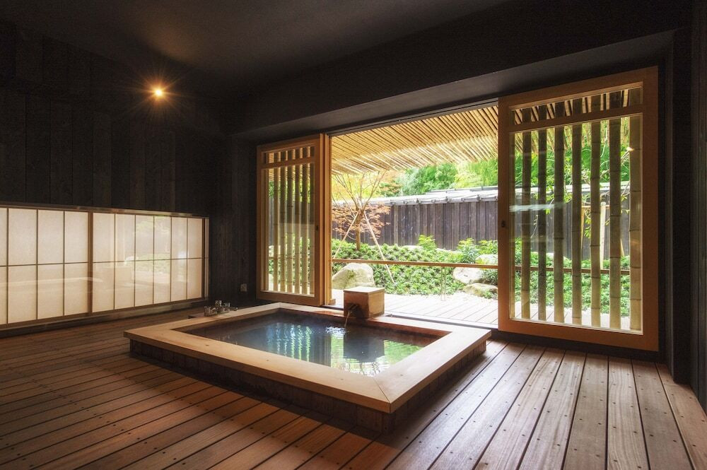 竹取物語の世界に浸れる幻想的な和のお宿3719800