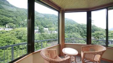 利根川を望む和室15畳＋広縁① / 3