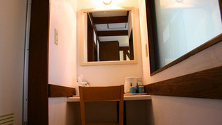 デラックス トリプルルーム シングルベッド 3 台 禁煙 マウンテンビュー