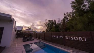 屋内 / 屋外プール / 28