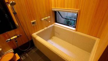 深めの浴槽 / 14