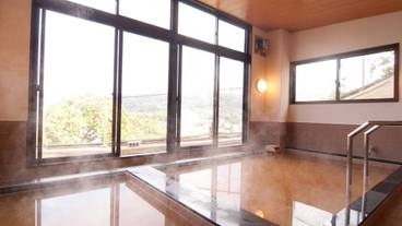 屋内スパ浴槽 / 1