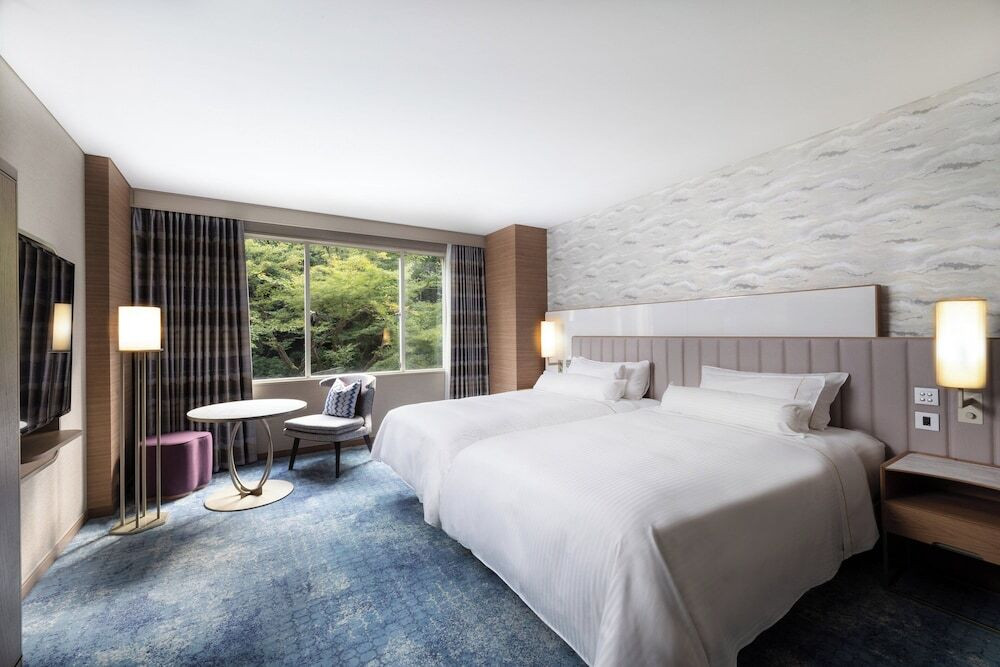 贅沢に泊まる3482213