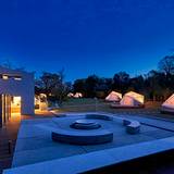 夜のグランピングエリア / 3