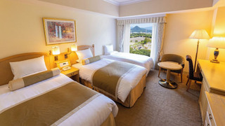 スーペリア トリプルルーム ステーションビュー 禁煙