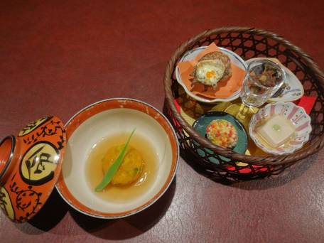 伊豆高原温泉 花の宿 介山 / 1