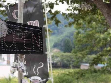 GUESTHOUSE CAFE＆BAR UNILA / 3