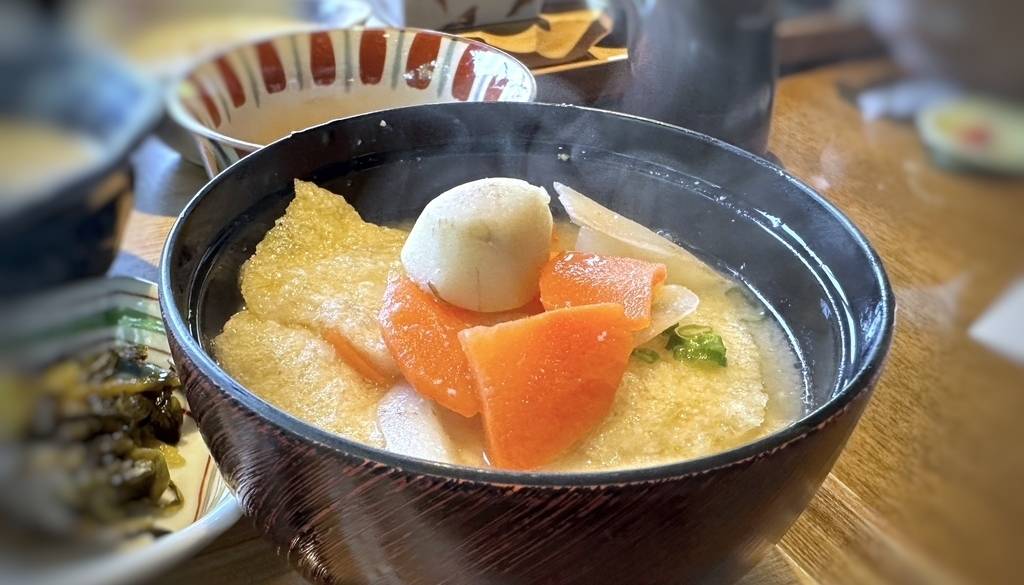 地元名物「南関あげ」の味噌汁 / 2