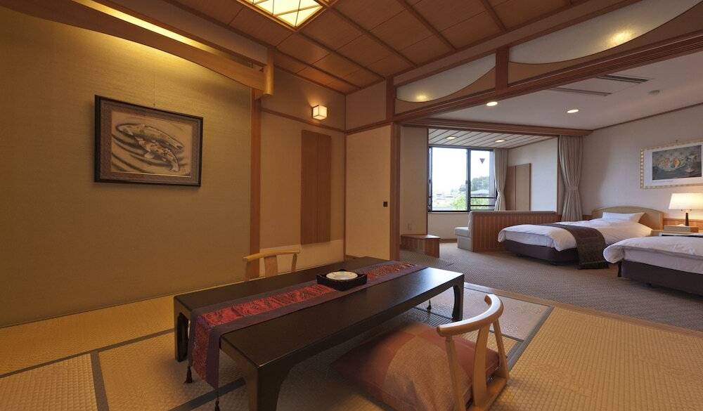 ユニバーサル和洋室一例 / 3