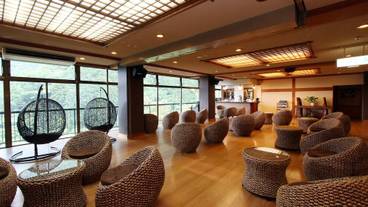 ロビーラウンジ / 2