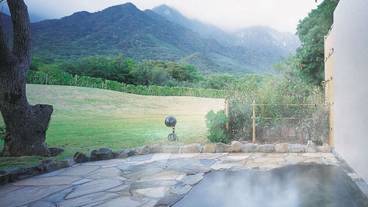 屋外スパ浴槽 / 1