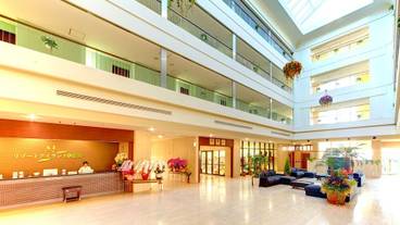 内部エントランス / 2