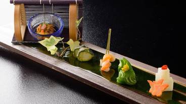 食事・飲み物 / 11