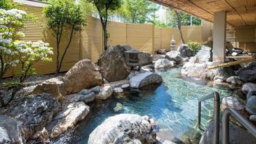 岩大露天風呂 六花仙 / 1