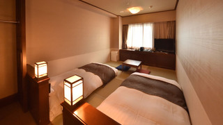 モデレートツインルーム + 畳 禁煙 (21sqm)