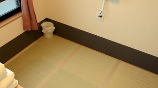 鍵付共用風呂付和室 (2名用)
