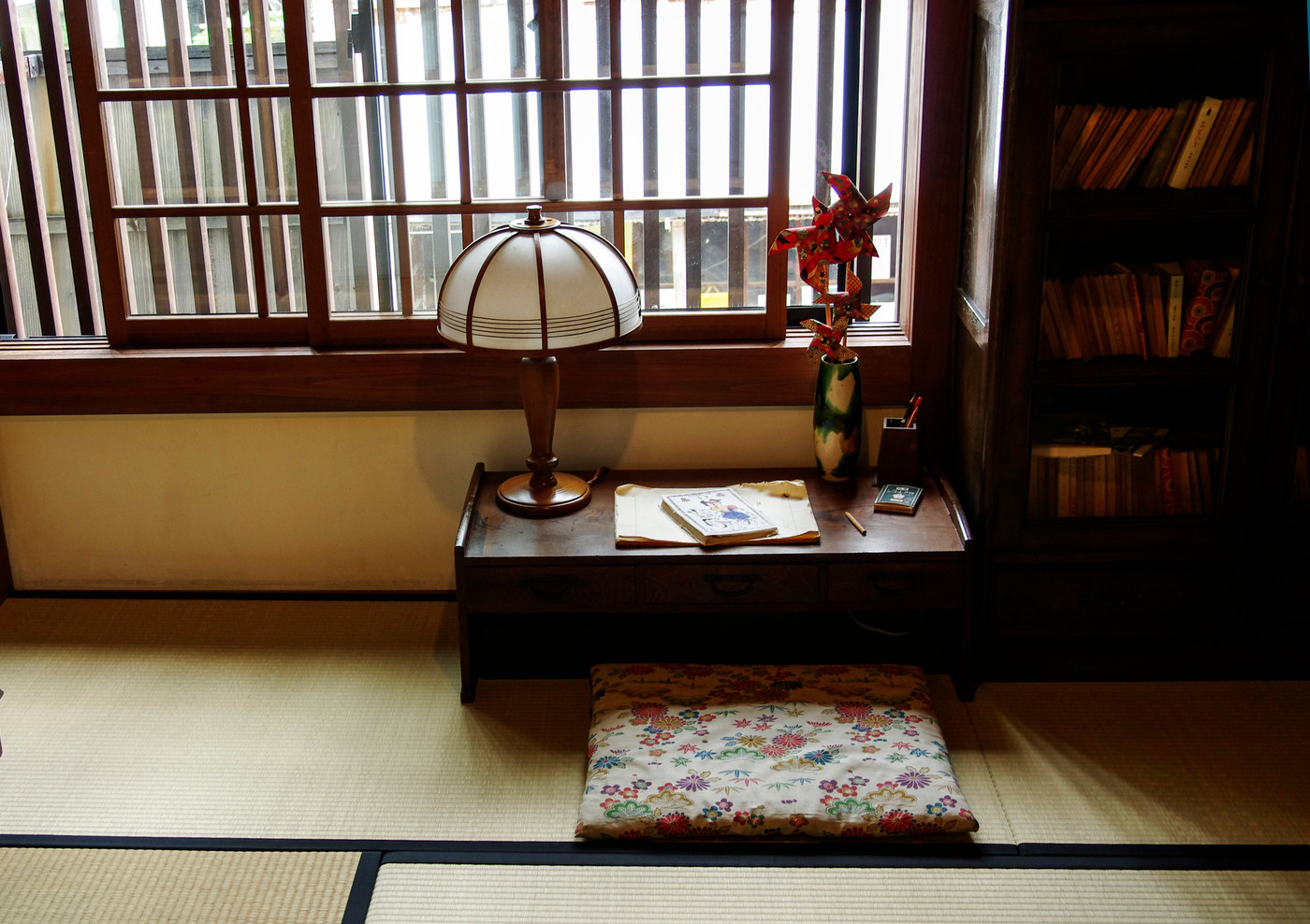 文豪が愛した宿へ4089966