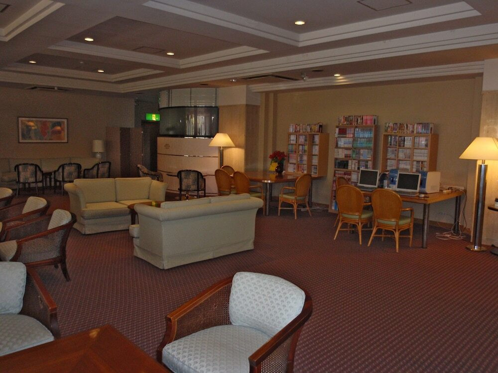 ロビーラウンジ