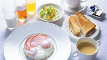 食事・飲み物 / 3