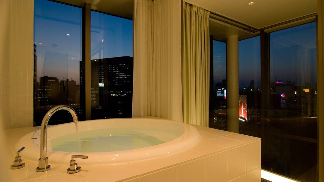 ペントハウススイート / 1