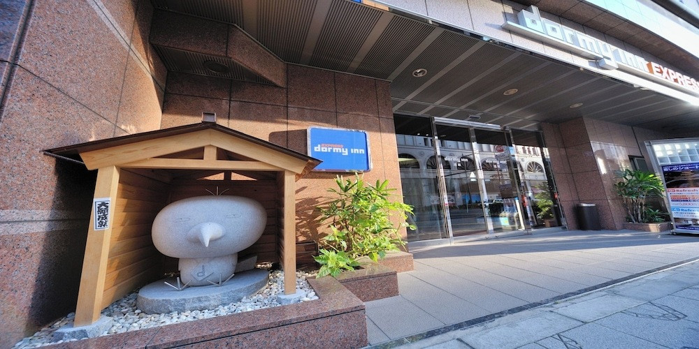 施設の正面