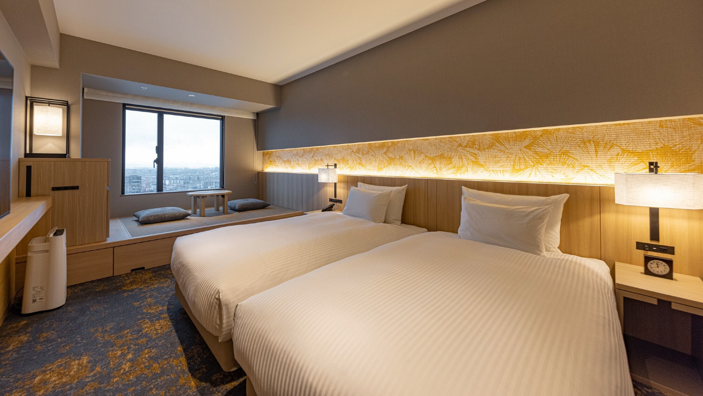 朝日を浴びながら季節感じる和洋中ビュッフェを堪能4228966