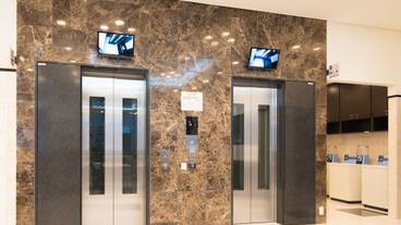 エレベーター / 1