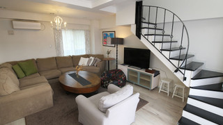 メゾネット コンドミニアム (80平米/2フロア/ベランダ付) 禁煙