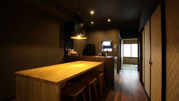 客室内のダイニングエリア / 3