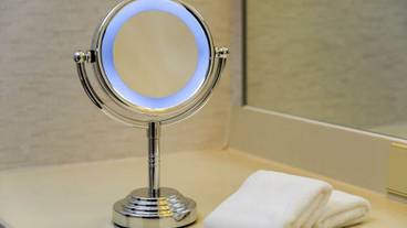 LEDライト付コスメティックミラー / 12