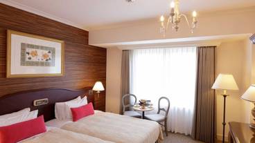 スタンダードハリウッドツイン / 8