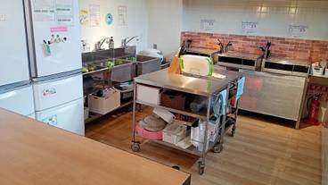 ロビーラウンジ / 9