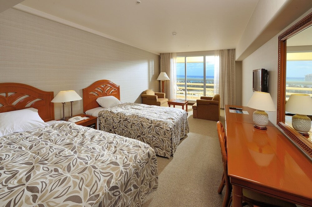 国頭郡恩納村4265527