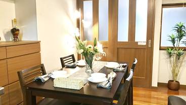 客室内のダイニングエリア / 22