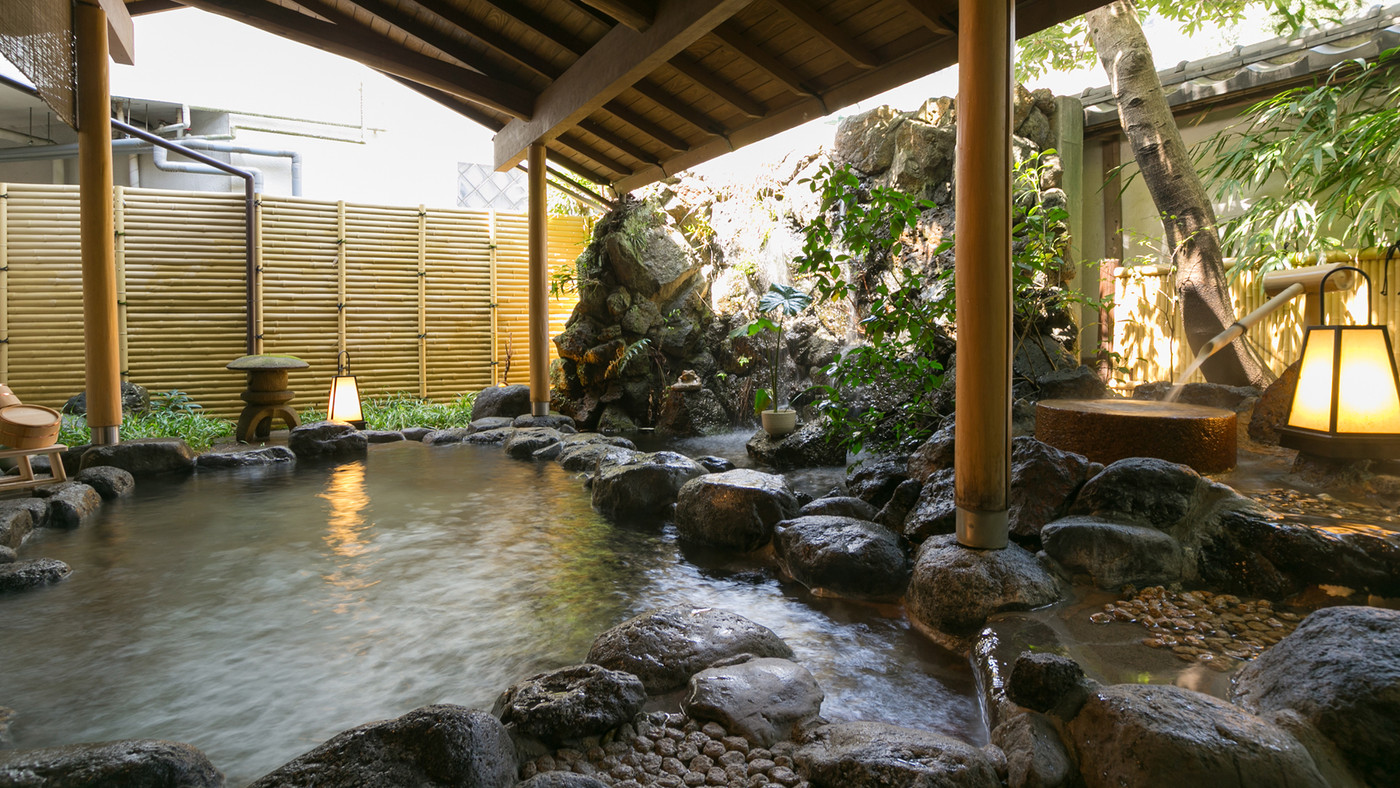 新鮮な海の幸が楽しめる、アットホームな湯宿3928673