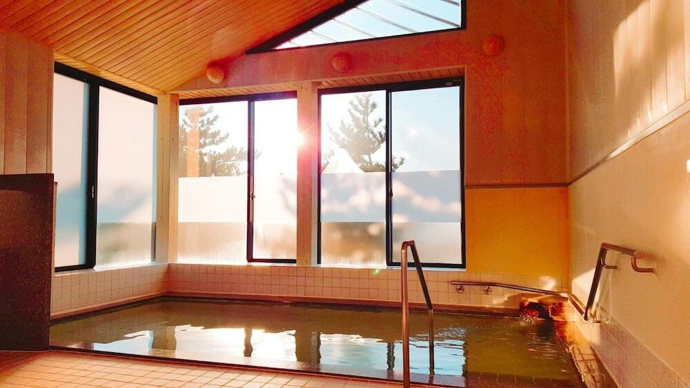 セパレートバスで心地良く過ごせる♪日が沈む海を望むホテル4232643