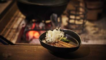 食事・飲み物 / 25