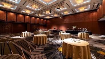 ボールルーム / 33