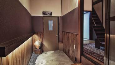 内部エントランス / 2