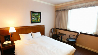 ラージクイーンルーム 喫煙可