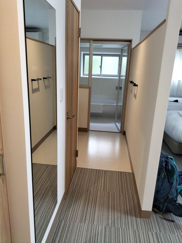 スケルトンのバスルーム