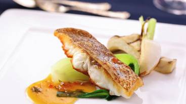 食事・飲み物 / 4