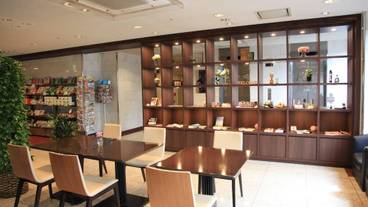 ロビーラウンジ / 9