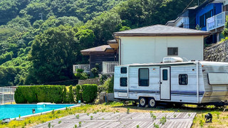 トレーラーハウスA