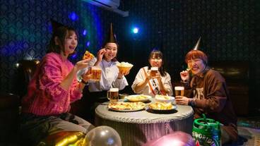 カラオケ ルーム / 6