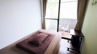 個室セミダブルルーム(タイプA)