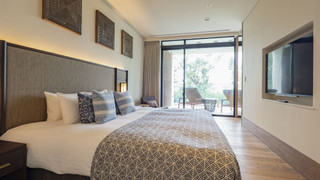 [プライベートプール] エグゼクティブ・スイートルーム２階 / キングベッド