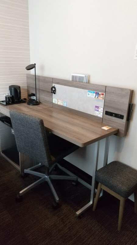 PC広げても狭くなかったです♪