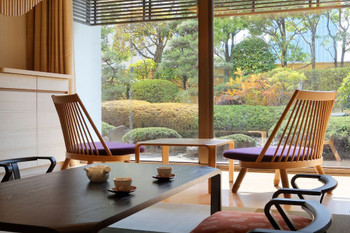 Treat yourself to a special stay at a high-class hotel or ryokan 3558464