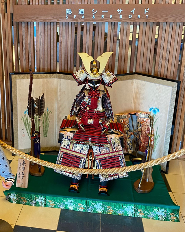 チェックインはスムーズでした。こどもの日が近いということで大きな兜が飾ってあり、長男が楽しそうに眺めていました＾＾